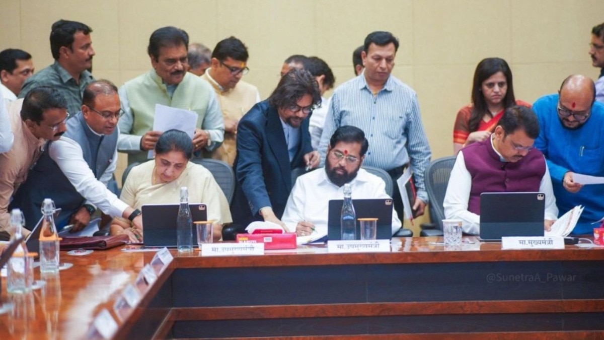 धर्म बदलायचा असेल तर 60 दिवस आधी...', महाराष्ट्राच्या मंत्रिमंडळ बैठकीत मोठा निर्णय; अधिवेशनात विधेयक मांडणार