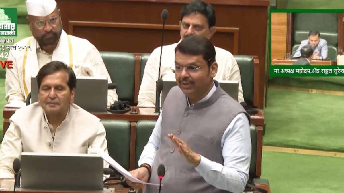 मुख्यमंत्र्यांनी विधानसभेत ठाकरेंच्या आमदाराची संपत्तीच काढली, काढलेल्या कर्जाचा आकडाही सांगितला! नेमकं काय घडलं? 