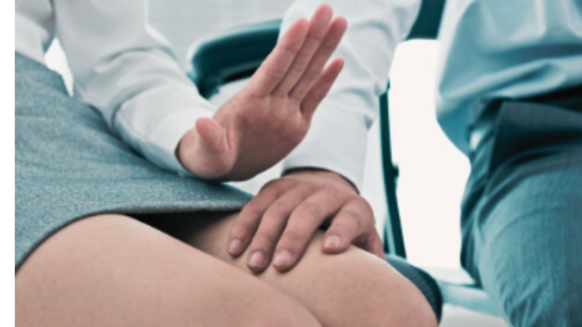 नर्सिंगचे शिक्षण घेणाऱ्या विद्यार्थिनीवर रुग्णालय व्यवस्थापकाकडून शरीसंबंधाची मागणी, कुटुंबीयांना जीवे मारण्याची दिली धमकी