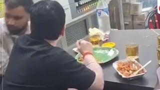 चिकन, चकणा अन् दारु..., चक्क सरकारी रुग्णालयात कर्मचाऱ्यांची पार्टी रंगली, व्हिडीओ समोर येताच...काय घडलं? Mumbai Tak