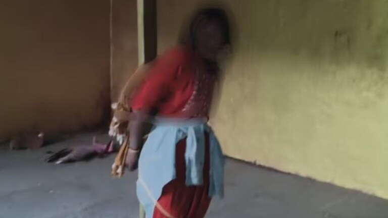 बीड : 17 वर्षीय मुलीचे अपहरण करून खांबाला बांधलं, 'त्या' कारणावरून नवऱ्यासह सासू-सासऱ्यांच्या अडचणीत वाढ Beed crime