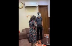 बायको आणि Ex Boyfriend सापडले हॉटेलमध्ये आक्षेपार्ह अवस्थेत, Love Marriage केलेल्या पतीला बसला मोठा धक्का! wife and ex boyfriend caught in a compromising situation in hotel room husband who love marriage left deeply shocked