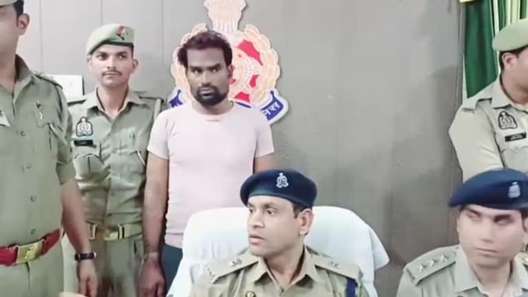 प्रेयसीसोबत सारखं बोलायचा, त्यामुळे मित्रानेच घेतला जीव; चहाच्या टपरीत आढळला मृतदेह Crime News