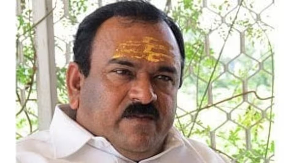 58 video clips of ashok kharat sexual encounters know shocking inside story of this case