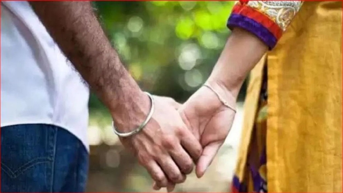 विवाहित प्रेयसीच्या घरात घुसला प्रियकर, पण समोर नवराच दिसला अन् भयंकर घडलं 