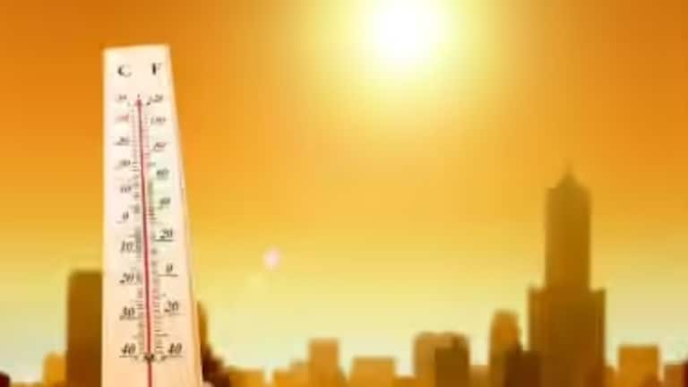 Maharashtra Weather : राज्यात अवकाळीचं संकट टळलं, मात्र 'या' जिल्ह्यांमध्ये सूर्य आग ओकणार Maharashtra Weather