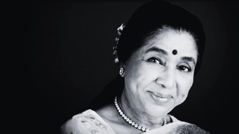 आशा भोसले यांचं बॉलिवूड संगीत क्षेत्रातील पदार्पण, जाणून घ्या Untold Story Asha Bhosale