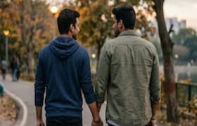 लेकाच्या समलैंगिक प्रेमसंबंधाला विरोध, प्रियकराने मित्राच्या आईला संपवलं, पुढे भयंकर... crime news