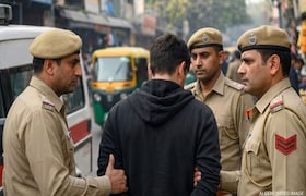 डॉक्टर, वकील, बिझनेसमन.. 500 हून अधिक महिला 'रोमान्स स्कॅम'च्या शिकार, नेमकं प्रकरण काय? Crime News