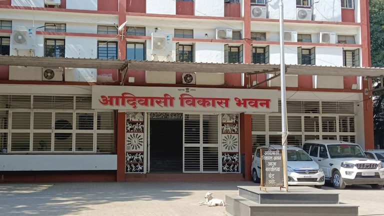 Govt Jobs : दहावी उत्तीर्णांसाठी मोठी संधी, सरळसेवेतून 'या' पदासाठी भरती जाहीर, लगेच करा अर्ज Maharashtra Govt Jobs