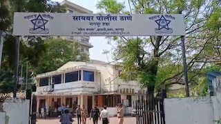 नागपूर पोलीस दलात खळबळ, 9 पोलीस निलंबित, आरोपीकडून कोट्यवधी रुपये घेतल्याचा संशय Mumbai Tak