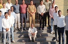 105 जवान अन् जंगलात 48 तास सर्च ऑपरेशन, अकोला अत्याचार प्रकरणातील आरोपीला अटक Akola Crime