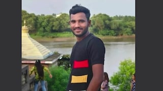 बीड : तरुणीनं भररस्त्यात मारली थोबाडीत, तरुणानं वडिलांना फोन केला अन्... Mumbai Tak