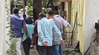 नागपूर : 'तू ATM मधून पैसे का काढलेस?' रागावलेल्या नातवाने आजीसोबत काय केलं बघा.. Mumbai Tak