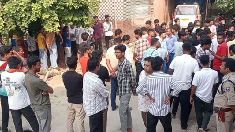 आधी बॉयफ्रेंडसोबत प्रेमळ गप्पा अन् नंतर बॉडीच सापडली, हॉस्टेलमध्ये काय घडलं? Crime News