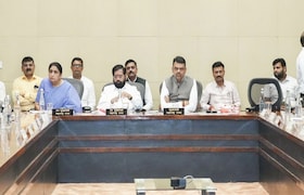 महाराष्ट्र आता थांबणार नाही! मंत्रिमंडळ बैठकीतील 4 धडाकेबाज निर्णय Maharashtra Cabinet Decisions