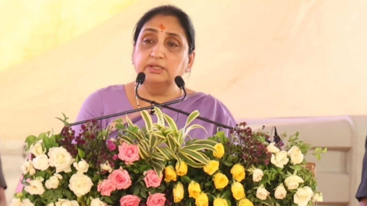 Sunetra Pawar letter to CM Devendra Fadnavis