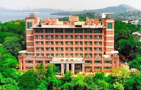 Govt Jobs : तुम्ही Ph.D करताय का? IIM मुंबईमध्ये कामाची सुवर्णसंधी Government Jobs
