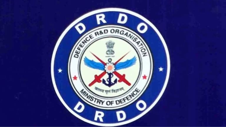 Govt Jobs : इंजिनिअर्स लक्ष द्या, शास्त्रज्ञ म्हणून काम करायचंय? तर मग DRDO मध्ये अर्ज कराच! DRDO Jobs