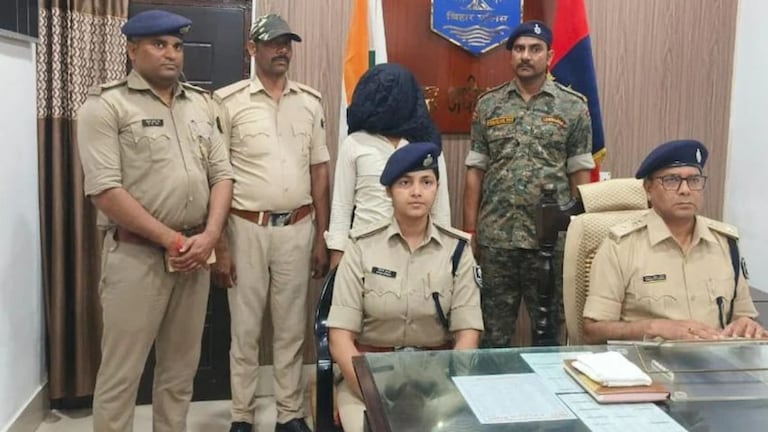 'हॅलो, मी बोलतेय, बागेत या..' तो आला आणि फसला! काय घडलं? Crime News