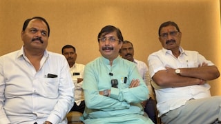 सोलापूर विधानपरिषद : गोरे म्हणाले विरोधकांकडे 16 मतंही नाहीत, आता धैर्यशील मोहितेंचं जोरदार प्रत्युत्तर Mumbai Tak