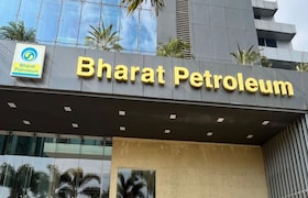 Govt Jobs : भारत पेट्रोलियममध्ये नोकरीची संधी, 'असा' करा अर्ज Government Jobs