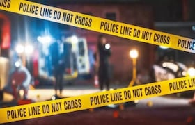 वडील गाढ झोपले, अल्पवयीन लेकानं कुऱ्हाडीनं गळा चिरल्याचा संशय Crime News