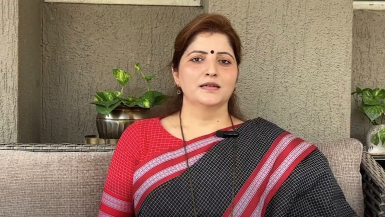 'माझा आक्षेपार्ह फोटो अन् व्हिडीओ नव्हता, तरीसुद्धा...', चाकणकरांनी 'त्यांना' कोर्टात खेचलं Rupali Chakankar