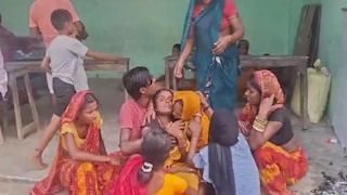 शिक्षक हॉस्टेलमध्ये आक्षेपार्ह अवस्थेत, 6 वर्षीय विद्यार्थी ओरडू लागताच घडलं भयानक Mumbai Tak