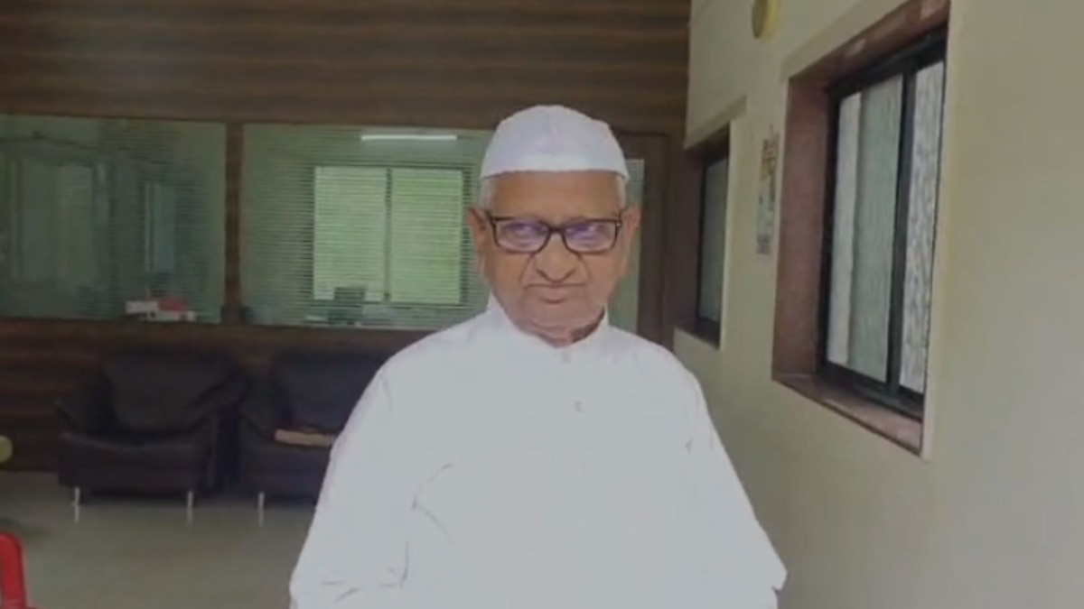 Anna Hazare ultimatum to Devendra Fadnavis 