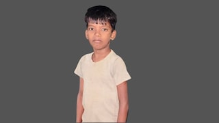कोल्हापूर: पत्रा फोडून नारळाचं झाड घरावर कोसळलं, झोपलेल्या 10 वर्षीय मुलाचा दुर्दैवी अंत Mumbai Tak