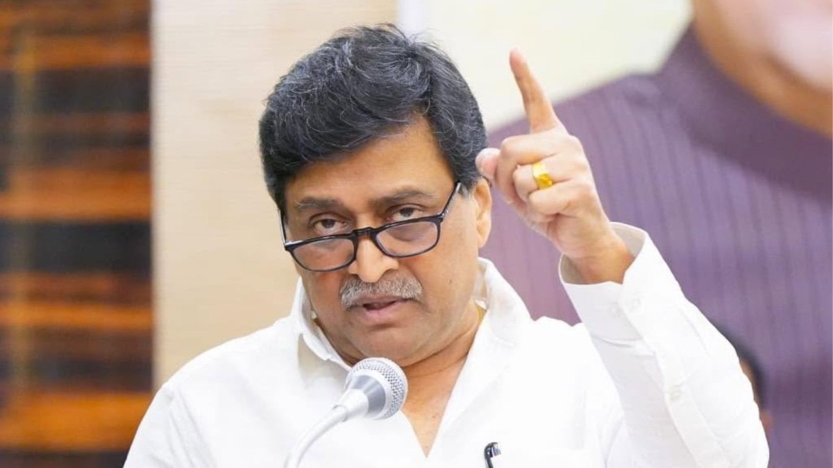 अशोक चव्हाणांची 'ती' पोस्ट अन् नेटकरी तुटून पडले, कमेंट्समध्ये बेधडक सवाल 
