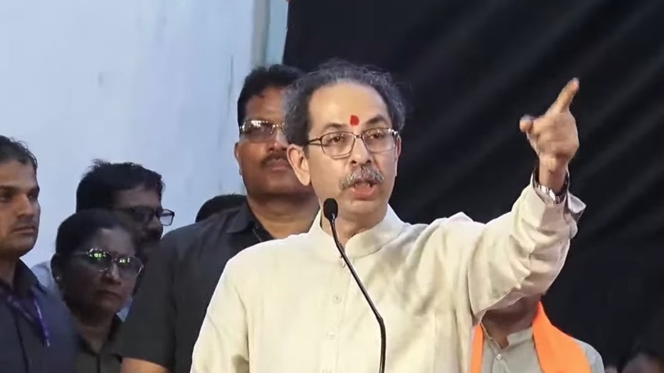 'बीजेपी नाही, ही बाबर जनता पार्टी, ओमरजेंच्या मतदारसंघात ठाकरे कडाडले Uddhav Thackeray