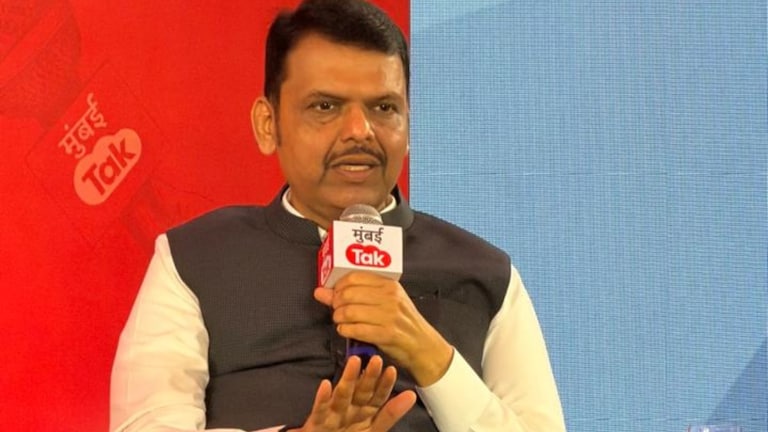 "भाजपचं दार बंदच, ज्यांना जायचं त्यांनी..."; देवेंद्र फडणवीसांनी पक्षफुटीवर केलं भाष्य Devendra fadnavis