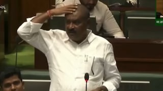 'पामतेल पण होतं, आता माझं टक्कल...' नाव सांगत धसांनी घोटाळे बाहेर काढले Mumbai Tak