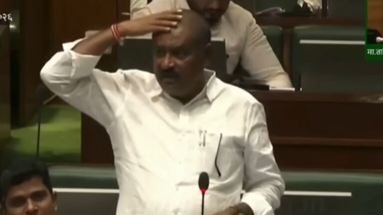'पामतेल पण होतं, आता माझं टक्कल...' नाव सांगत धसांनी घोटाळे बाहेर काढले Suresh Dhas in Vidhansabha