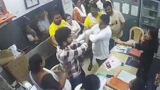 डोंबिवलीत शिंदे सेनेच्या नगरसेवकाकडून डॉक्टरांना मारहाण, Video व्हायरल Mumbai Tak