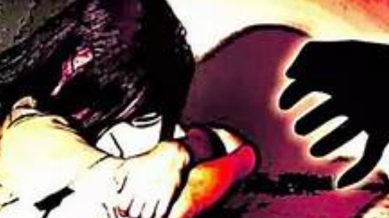 नोकरीचं आमिष दाखवून महिला महिनाभर ओलीस, वेश्याव्यवसायासाठी आणला दबाव Crime News