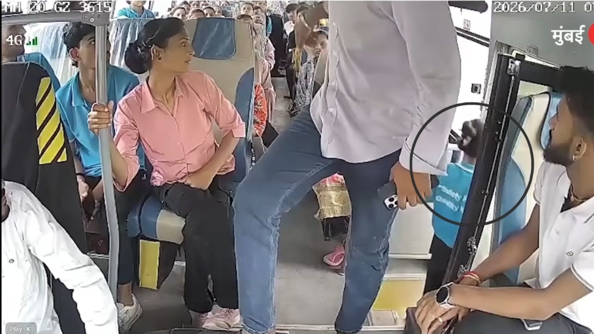 jalna private bus driver assaulted 