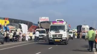 जेजुरीत टेम्पोची वारकऱ्यांना धडक, तिघांचा मृत्यू; 3 जण जखमी Mumbai Tak