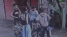 अमरावतीत मुलीवरून वाद, धारदार शस्त्राने हाताचा पंजा सेपरेट करत संपवलं Amravati crime