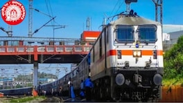 Govt Jobs : पदवीधरांना रेल्वेत नोकरीची संधी, सेक्शन कंट्रोलर पदांसाठी भरती सुरु, लगेच करा अर्ज Section Controller Recruitment