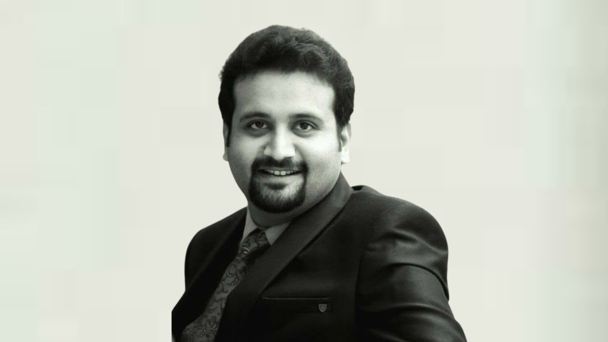 लातूर : ह्रदयरोग तज्ज्ञ मेहुल राठोड यांच्या आत्महत्येने हळहळ, गुंगीचं औषध घेतलं अन्... 