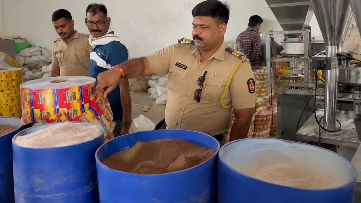 IAS मुंढे इफेक्ट! गुटखा कसा बनतो? चालू फॅक्टरीवर धाड, आरोपी पसार अन्..VIDEO 