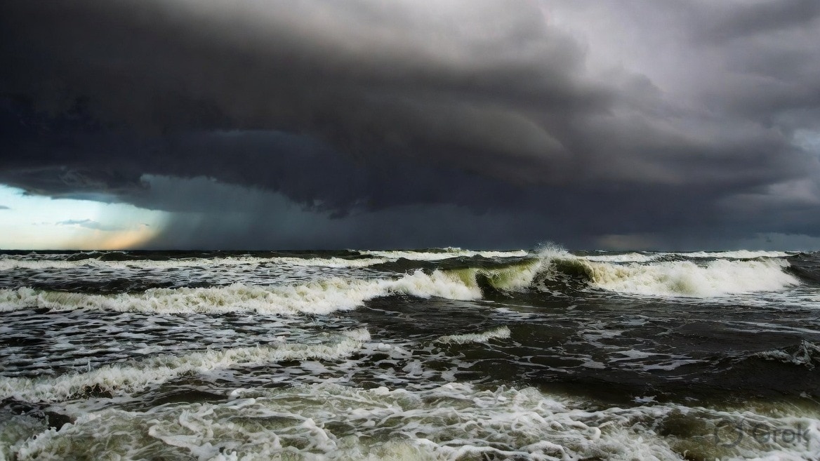 Maharashtra Weather : राज्यातील वातावरण फिरलं, 'या' जिल्ह्यांत वरुणराजाचं रौद्ररूप