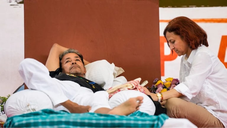 'सफदरजंग रुग्णालयावर विश्वास नाही...' वांगचुक यांच्या पत्नीची उच्च न्यायालयात धाव Sonam Wangchuk