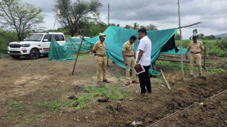 साताऱ्यात गोळीबाराचा थरार, लोकनियुक्त सरपंचाने कोणावर झाडल्या गोळ्या? satara umbraj firing financial dispute