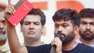"त्यांना ब्लड प्रेशरचा त्रास, कृपया ...", अभिजीत दिपकेंचं आई-वडिलांबाबत सर्वांना महत्त्वाचं आवाहन Mumbai Tak