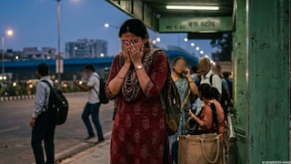 बस स्टँडवरुन अपहरण, नंतर सामूहिक बलात्कार, 30 वर्षीय महिलेसोबत काय घडलं? Mumbai Tak