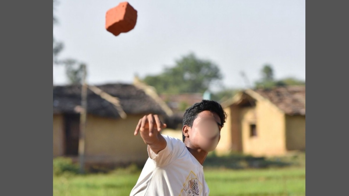 मुलगा मानसिक रुग्ण, विटेनं हल्ला करत आईची हत्या; बहिणीला देखील सोडलं नाही
